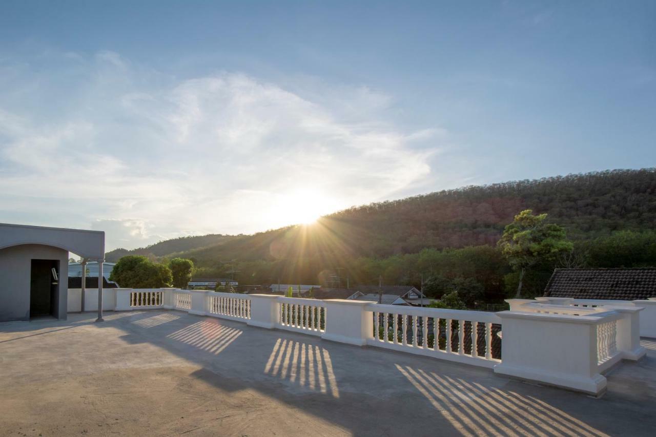 Happiness Guesthouse Pak Chong المظهر الخارجي الصورة